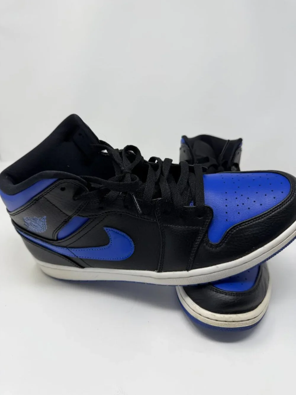 Nike Air Jordan 1 Mid Black Hyper Royal Size 13 (554724-058)